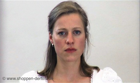 Die Schauspielerin Anja Klawun als Jule in dem Film Shoppen